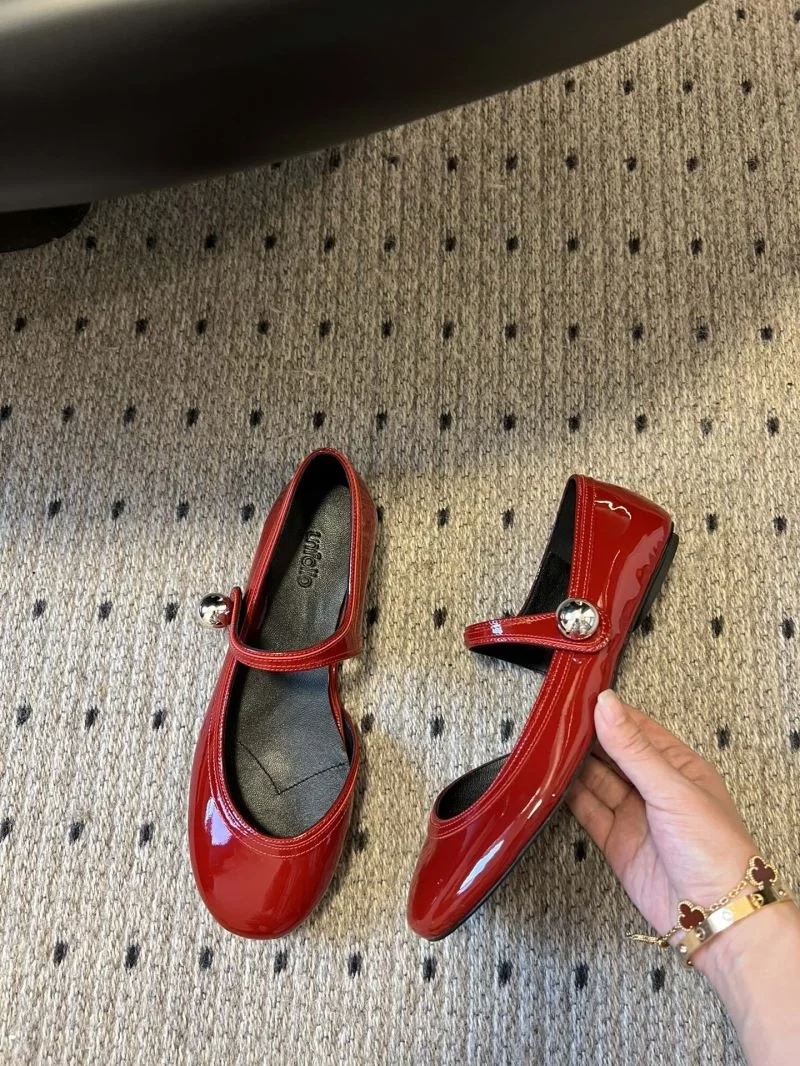 Unfolio Shoes WellDesigned 7123