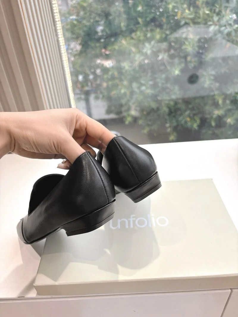 FlexibleFit Unfolio Shoes 8761