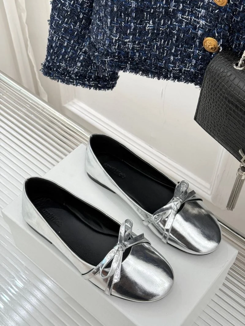 Snug Untitlab Shoes 7109