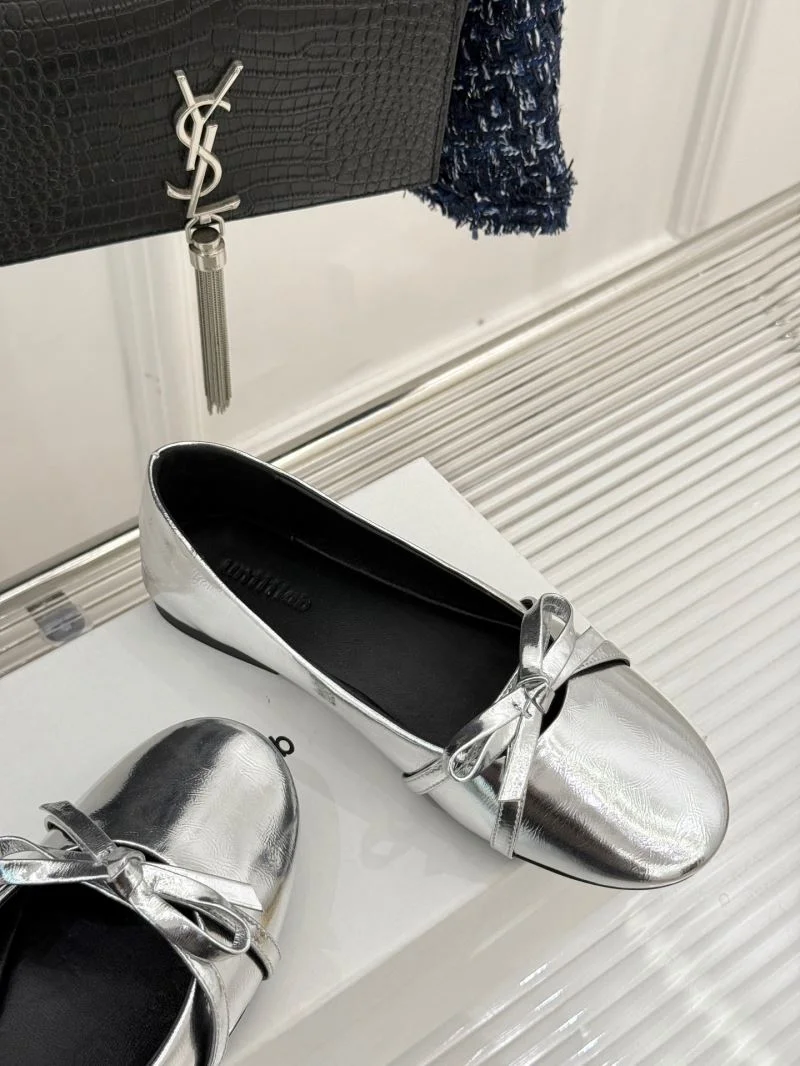 Snug Untitlab Shoes 7109