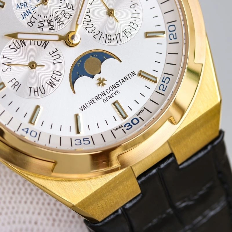 VACHERON CONSTANTIN Watches StreetReady 206732
