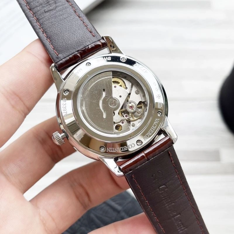 Versatile VACHERON CONSTANTIN Watches 206735