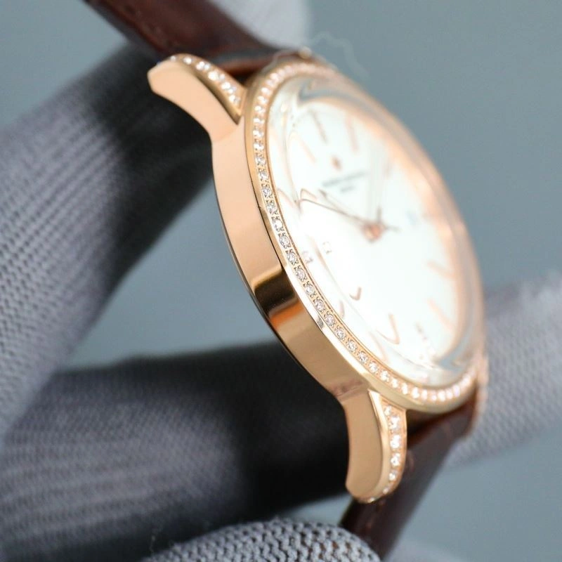 Snug VACHERON CONSTANTIN Watches 206717