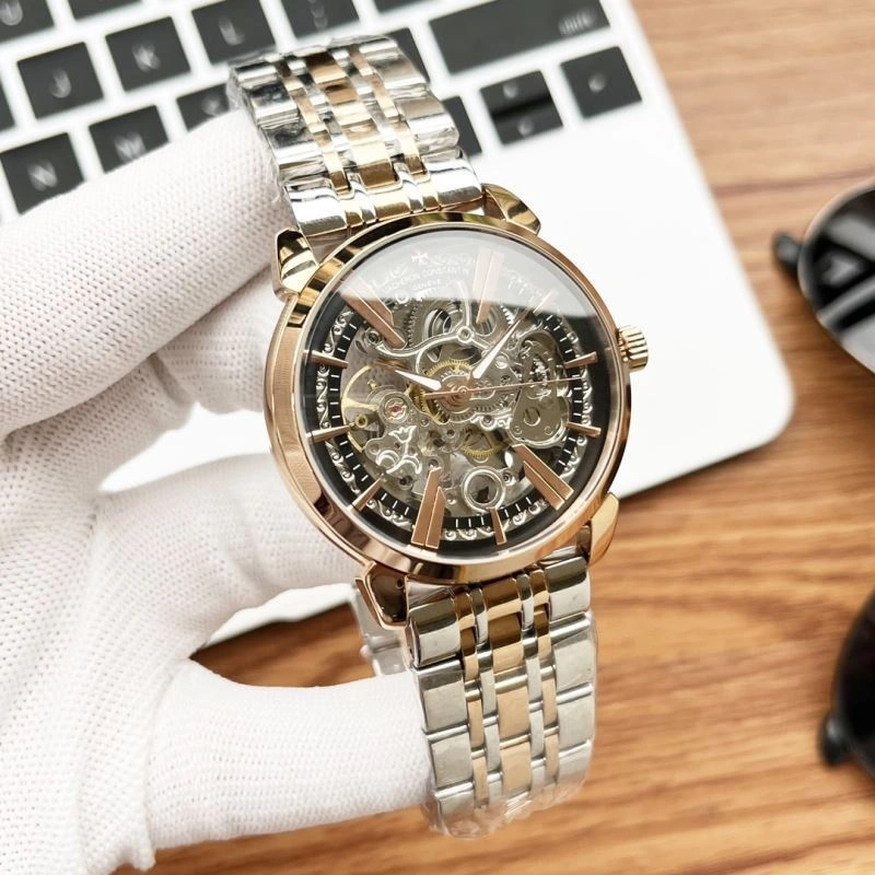 Sporty VACHERON CONSTANTIN Watches 206662