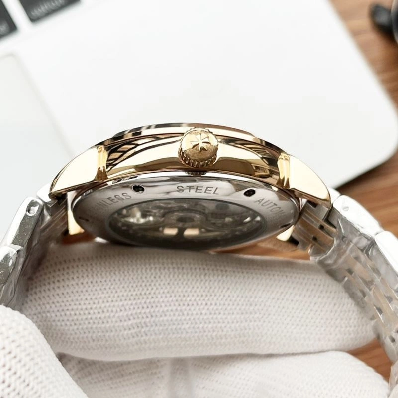 Sporty VACHERON CONSTANTIN Watches 206662