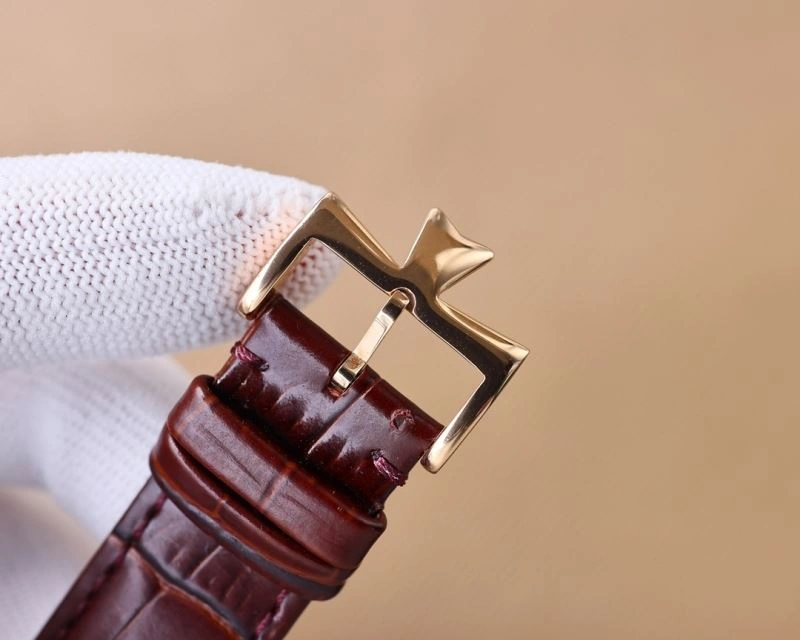 Minimalist VACHERON CONSTANTIN Watches 206593