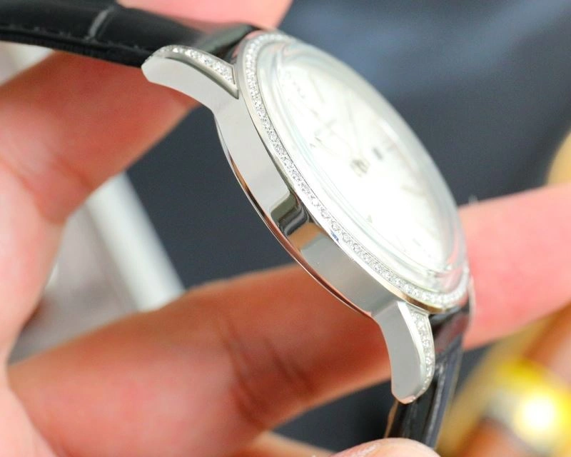 Youthful VACHERON CONSTANTIN Watches 206579