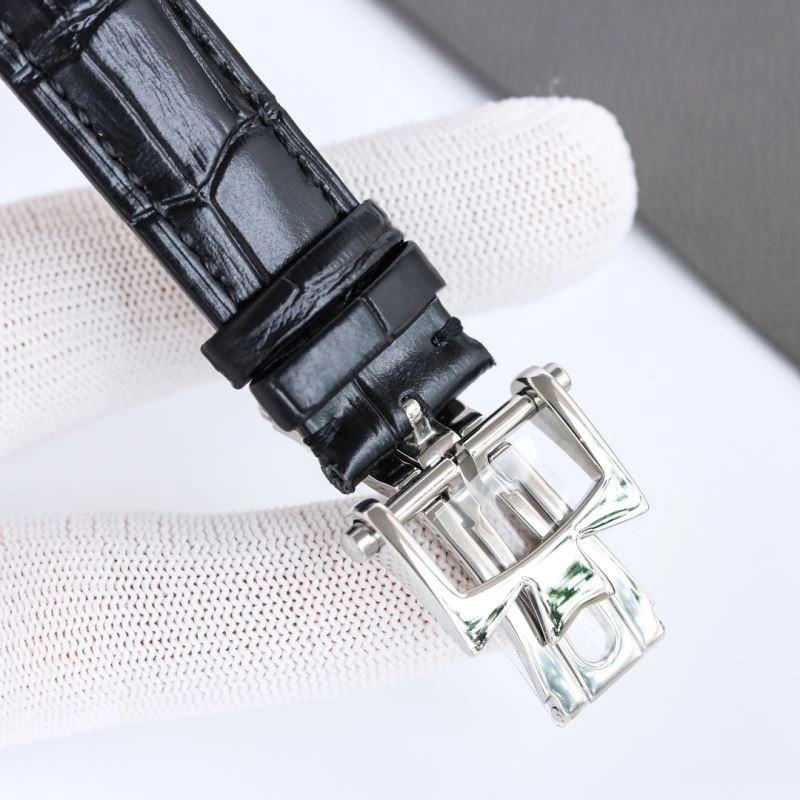 Practical VACHERON CONSTANTIN Watches 206557