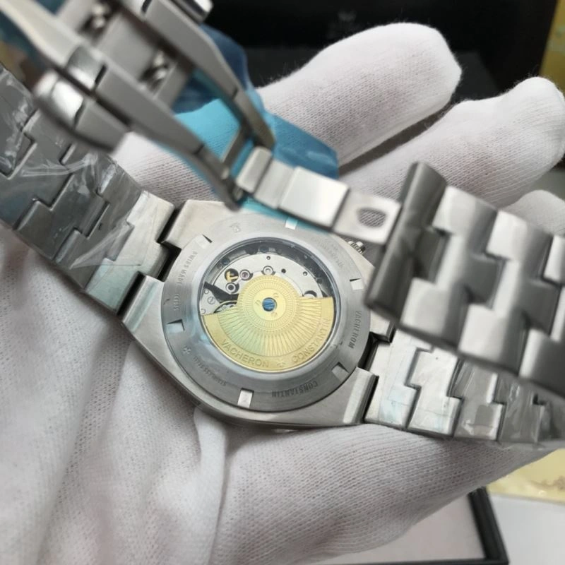 VACHERON CONSTANTIN Watches StreetReady 206320