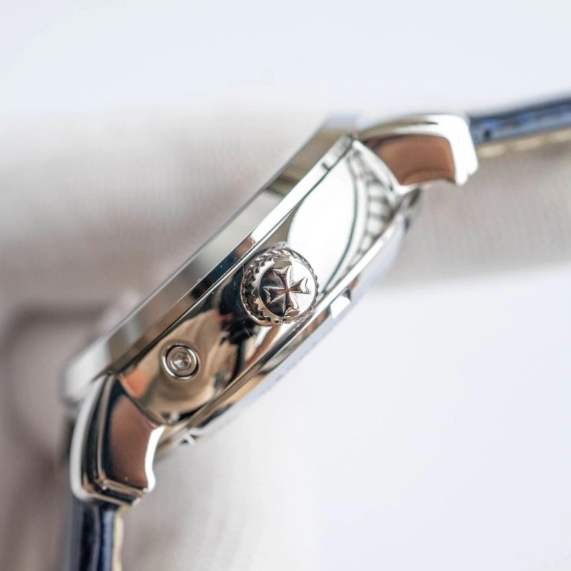 Sleek VACHERON CONSTANTIN Watches 206203