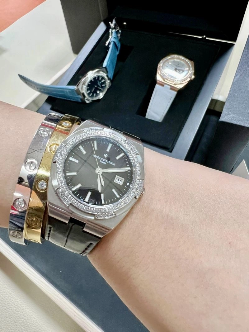 VACHERON CONSTANTIN Watches Upgraded 206130
