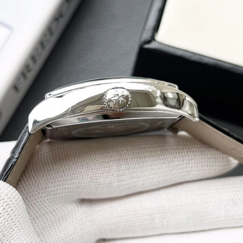 Unique VACHERON CONSTANTIN Watches 205901