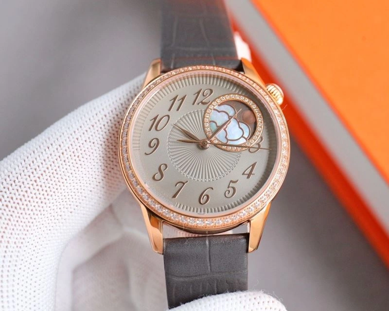 VACHERON CONSTANTIN Watches RelaxedFit 205885