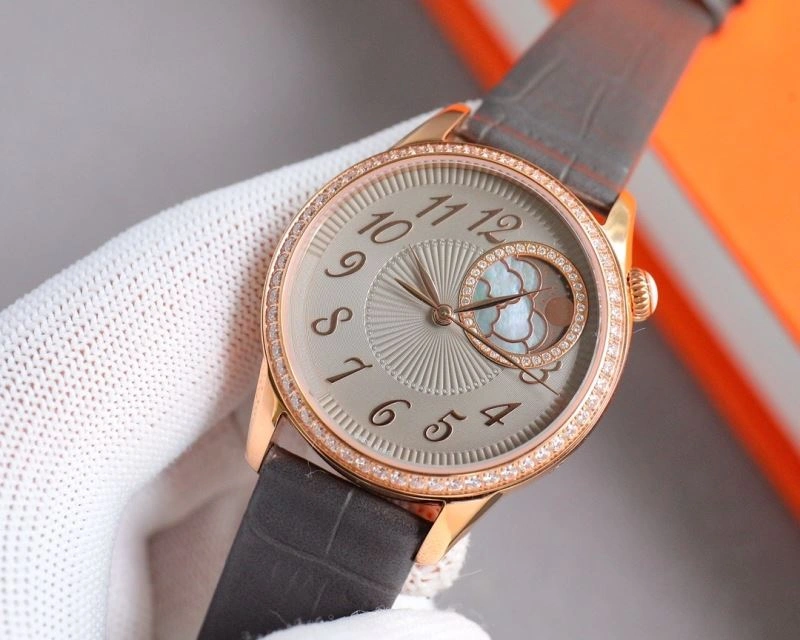 VACHERON CONSTANTIN Watches RelaxedFit 205885