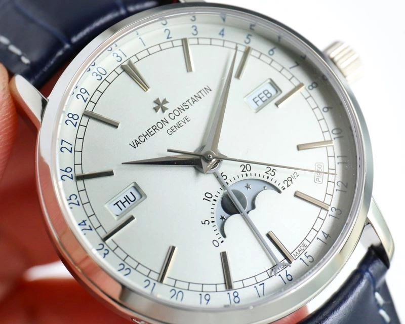 Sleek VACHERON CONSTANTIN Watches 205793