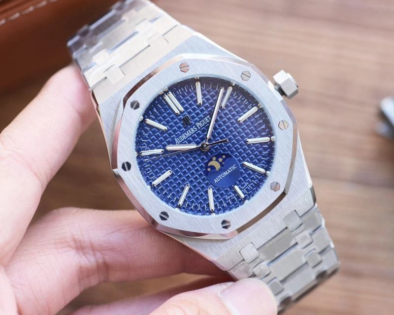 Seasonal VACHERON CONSTANTIN Watches 205767