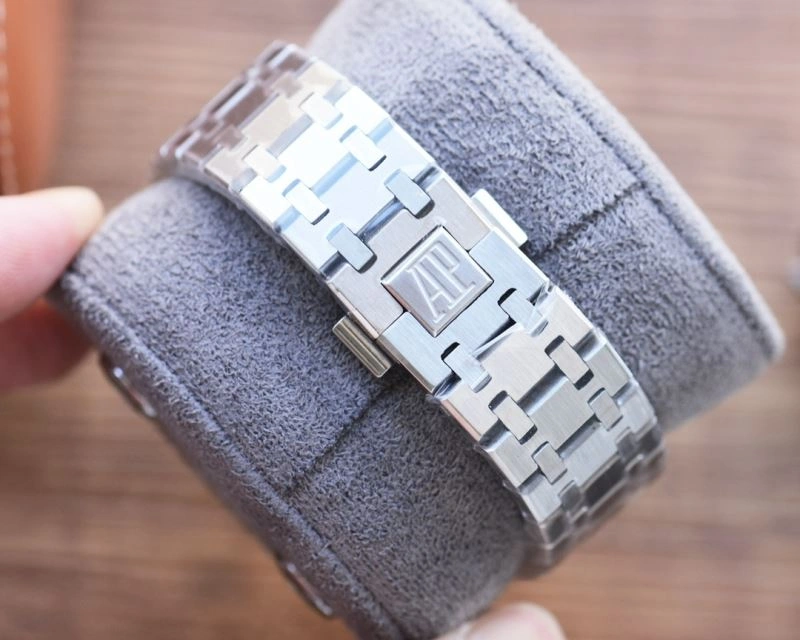 Seasonal VACHERON CONSTANTIN Watches 205767