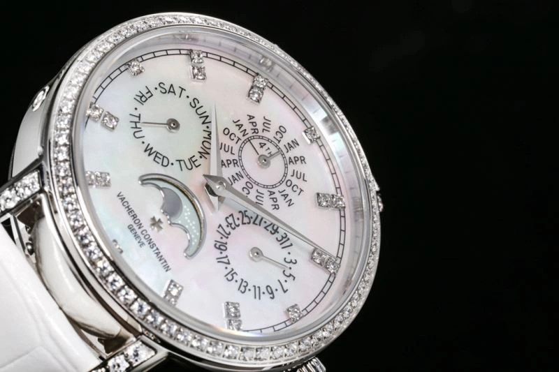 Effortless VACHERON CONSTANTIN Watches 205757