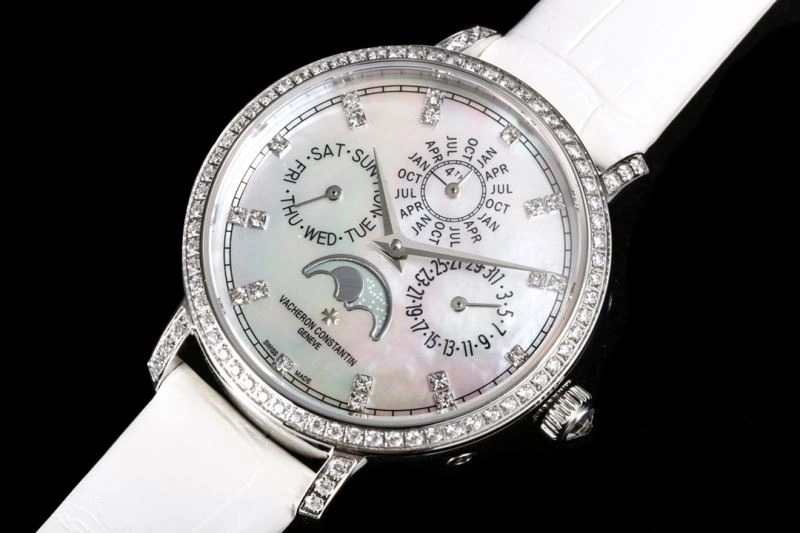 Effortless VACHERON CONSTANTIN Watches 205757