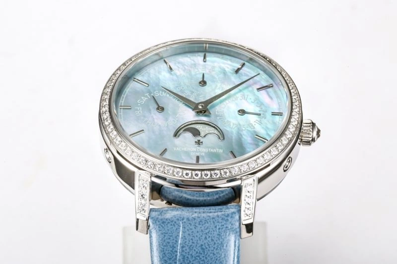 VACHERON CONSTANTIN Watches StreetReady 205654
