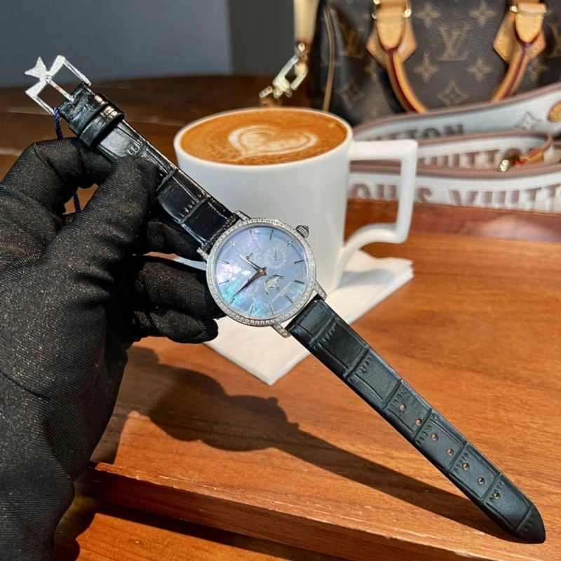 Fashionable VACHERON CONSTANTIN Watches 205516