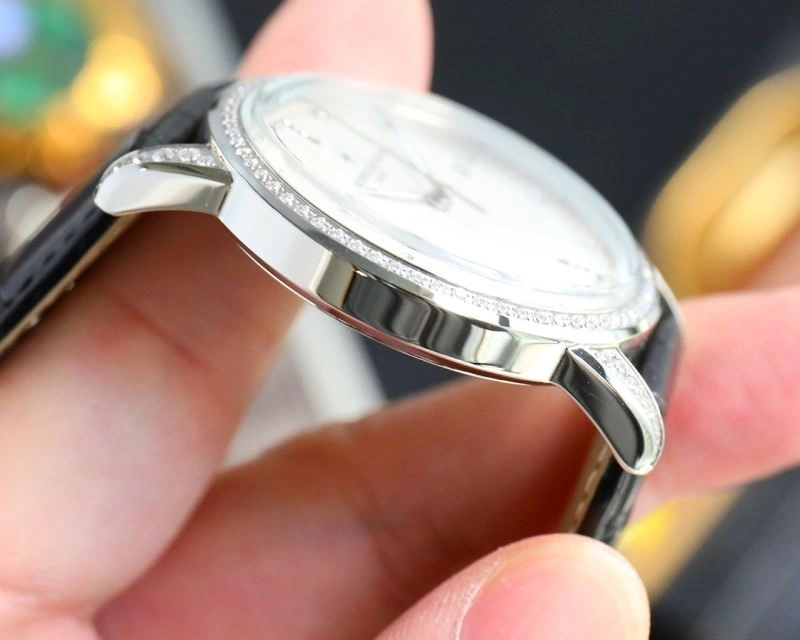 Sophisticated VACHERON CONSTANTIN Watches 205517