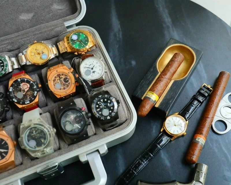VACHERON CONSTANTIN Watches Modern 205473