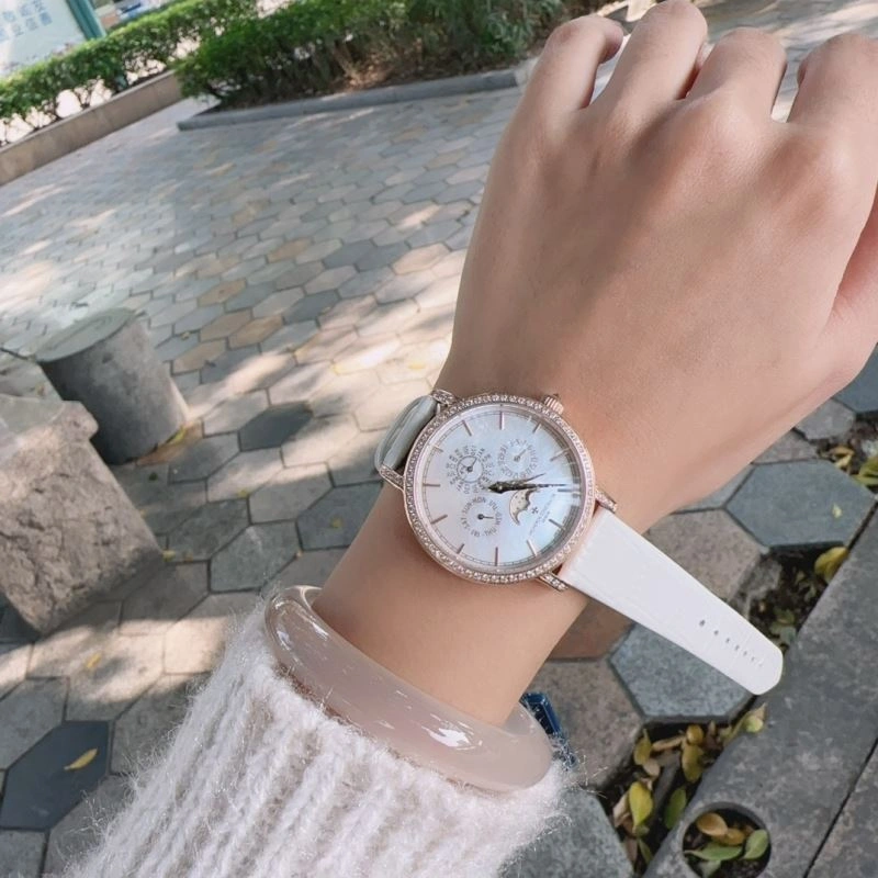 Contemporary VACHERON CONSTANTIN Watches 205457