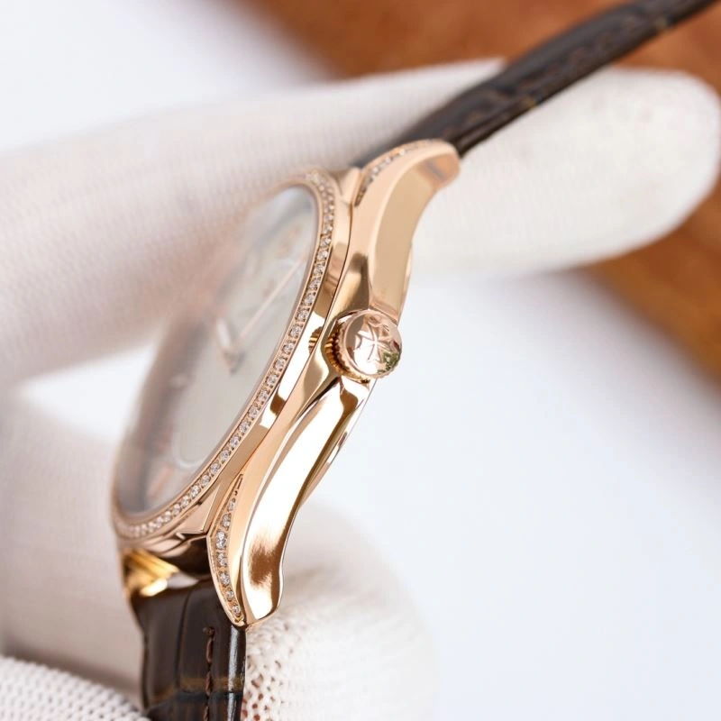 VACHERON CONSTANTIN Watches UrbanChic 205444