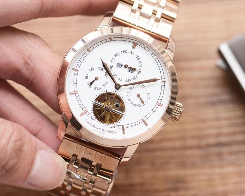 Compact VACHERON CONSTANTIN Watches 205452