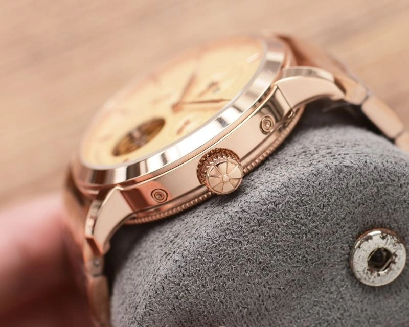 Compact VACHERON CONSTANTIN Watches 205452