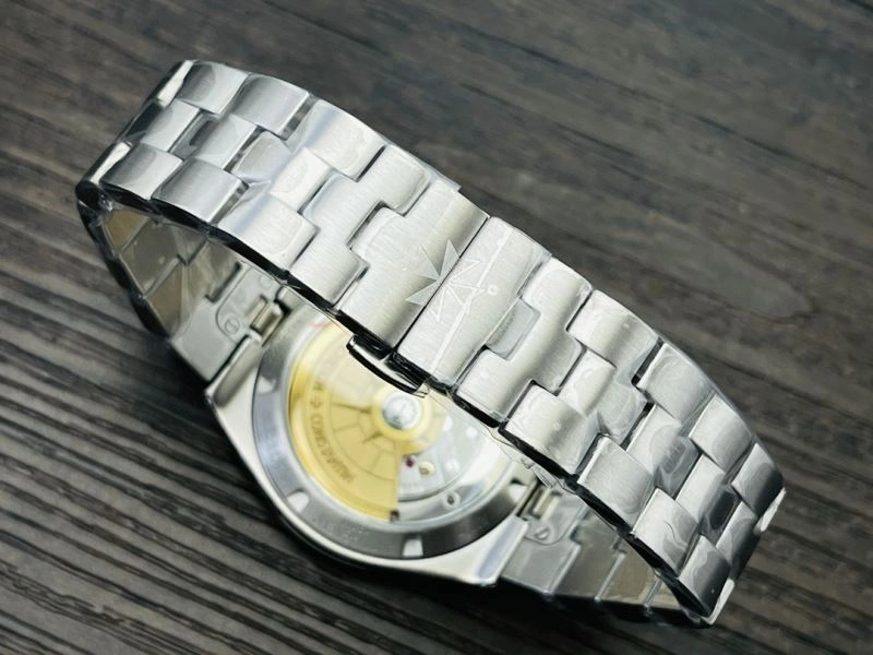 VACHERON CONSTANTIN Watches Trendy 205451