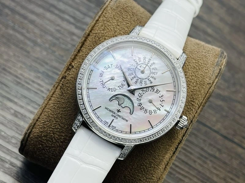 Elegant VACHERON CONSTANTIN Watches 205432
