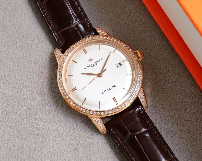 Stylish VACHERON CONSTANTIN Watches 205311