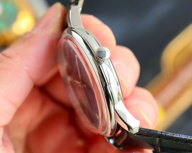 Refined VACHERON CONSTANTIN Watches 205231
