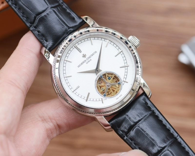 Compact VACHERON CONSTANTIN Watches 204916