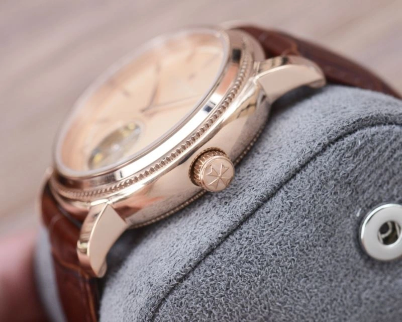 Compact VACHERON CONSTANTIN Watches 204916