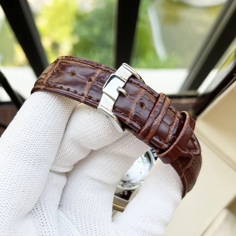 VACHERON CONSTANTIN Watches Attractive 204893