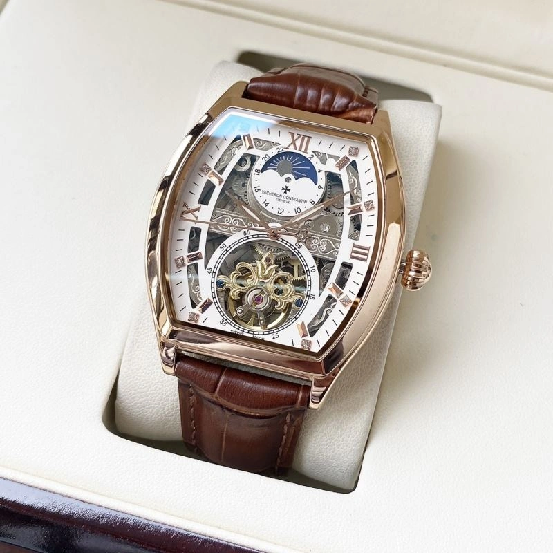 Sporty VACHERON CONSTANTIN Watches 204889
