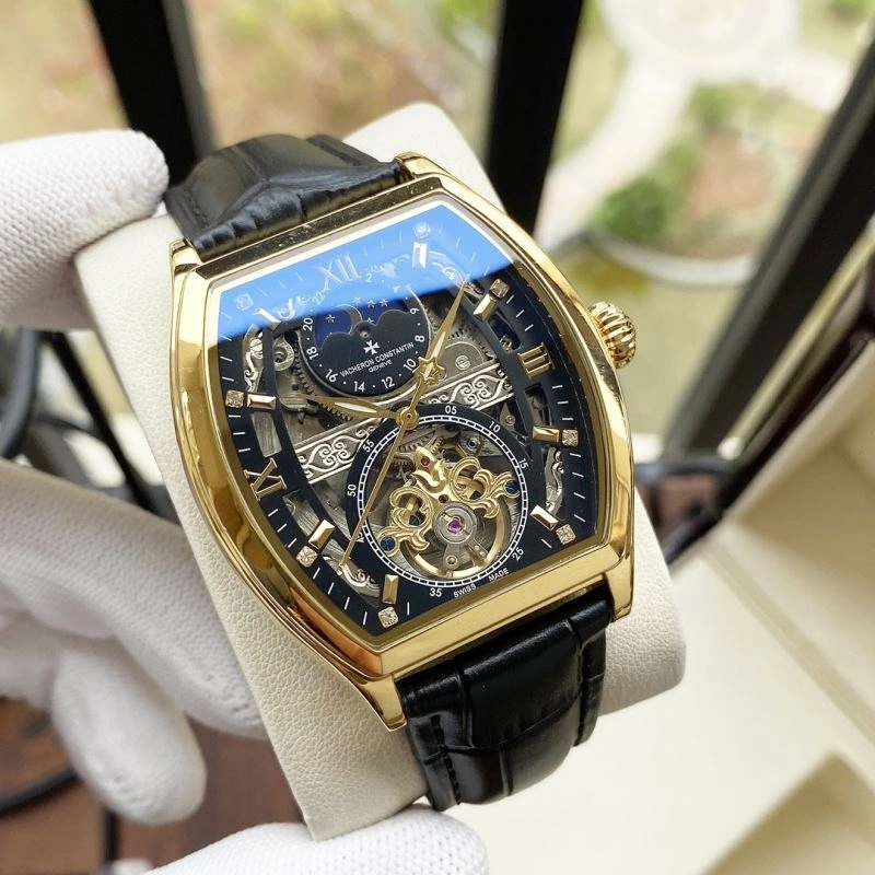 Sporty VACHERON CONSTANTIN Watches 204889