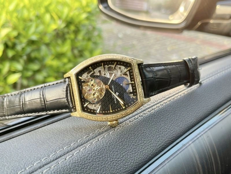 VACHERON CONSTANTIN Watches RelaxedFit 204823