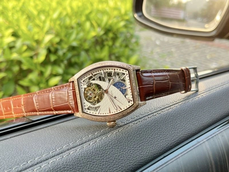 VACHERON CONSTANTIN Watches RelaxedFit 204823