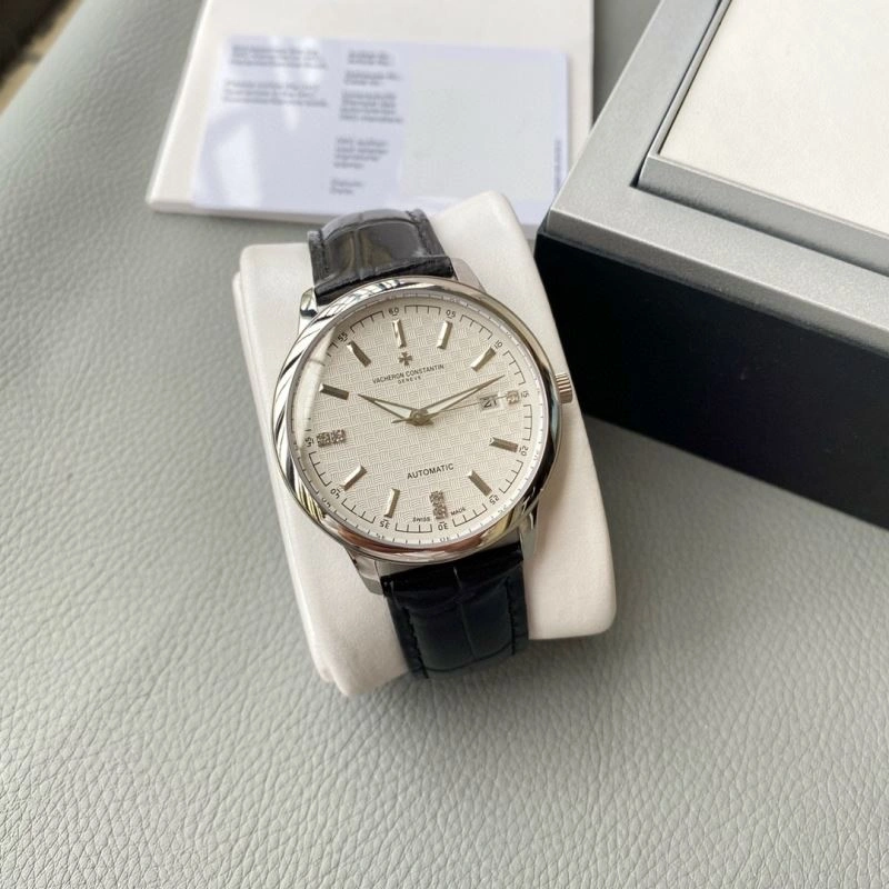 VACHERON CONSTANTIN Watches DailyWear 204818