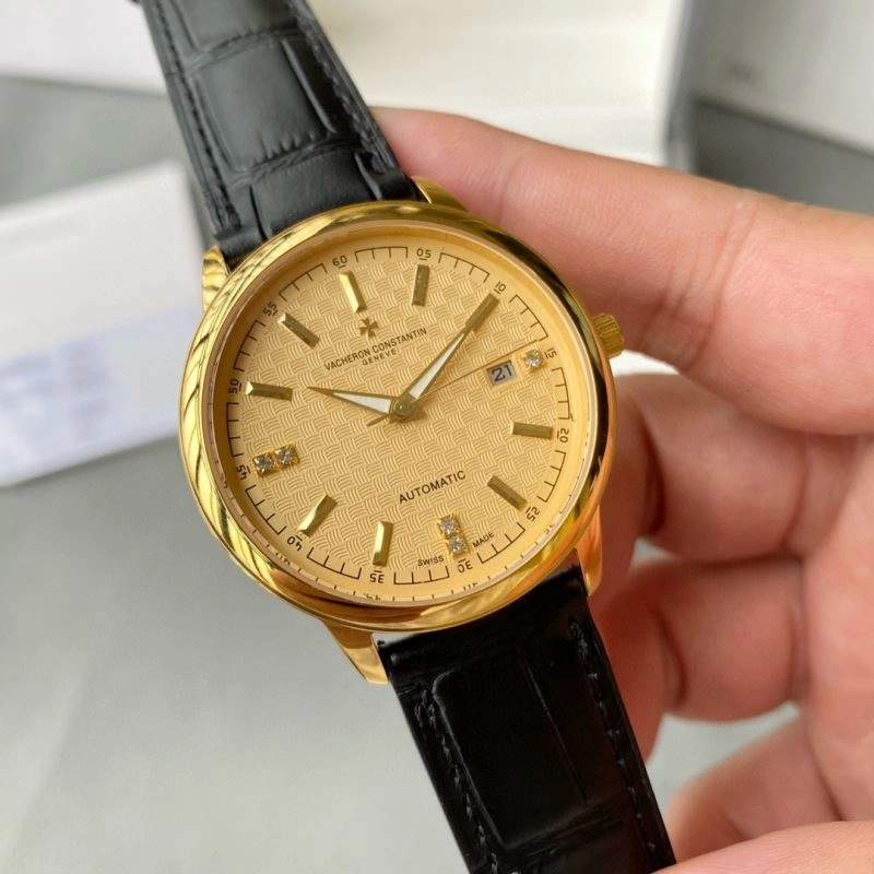 VACHERON CONSTANTIN Watches DailyWear 204818