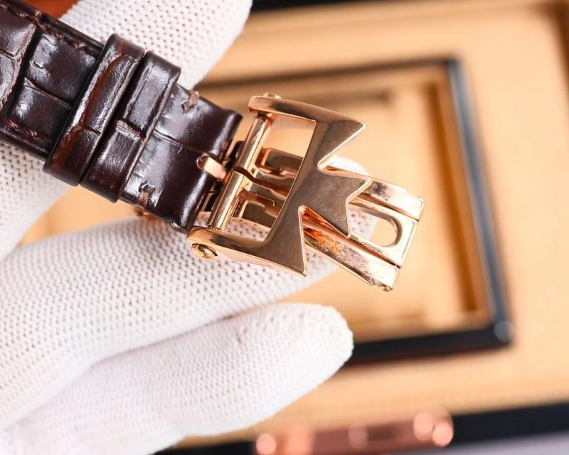 Versatile VACHERON CONSTANTIN Watches 204812
