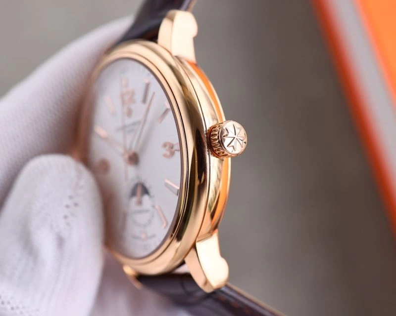 VACHERON CONSTANTIN Watches TravelReady 204705