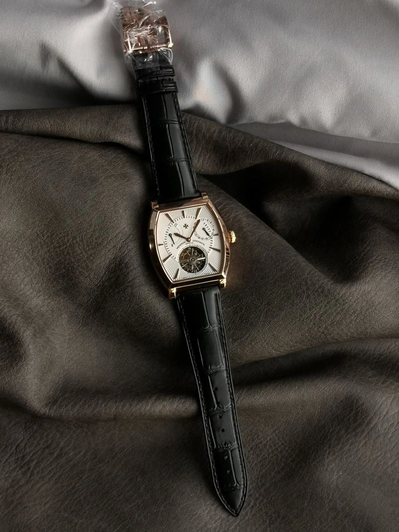 UrbanChic VACHERON CONSTANTIN Watches 204693