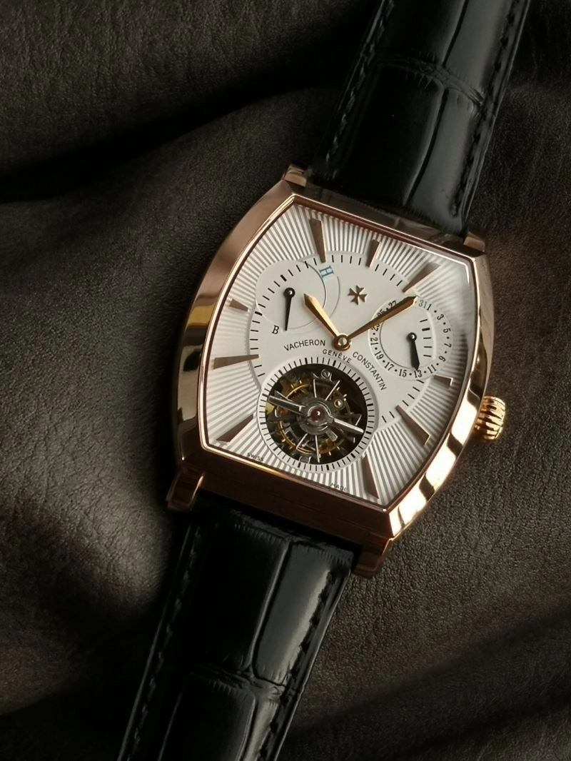UrbanChic VACHERON CONSTANTIN Watches 204693