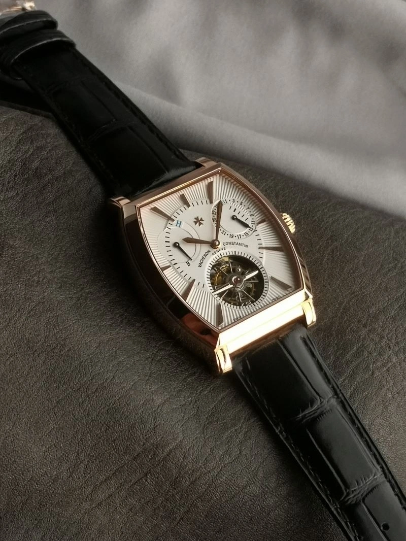 UrbanChic VACHERON CONSTANTIN Watches 204693