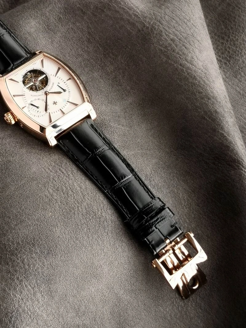 UrbanChic VACHERON CONSTANTIN Watches 204693